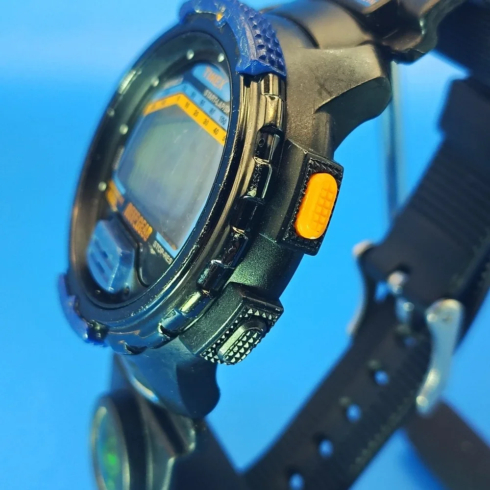 Vintage 1997 Timex Reef Gear 40mm Mens Digital Watch W/ Liquid‎ Filled Compass